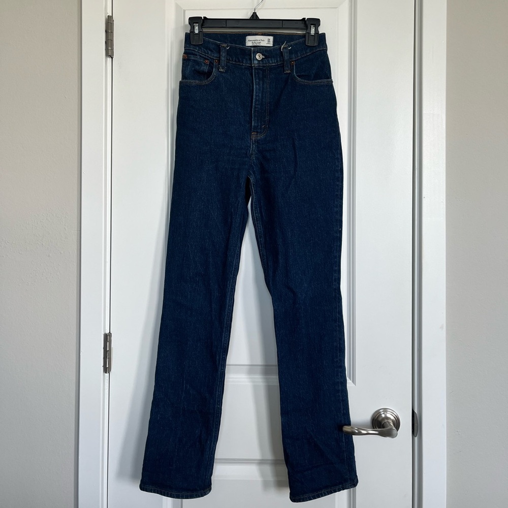 Abercrombie The ‘90s Straight Ultra High Rise